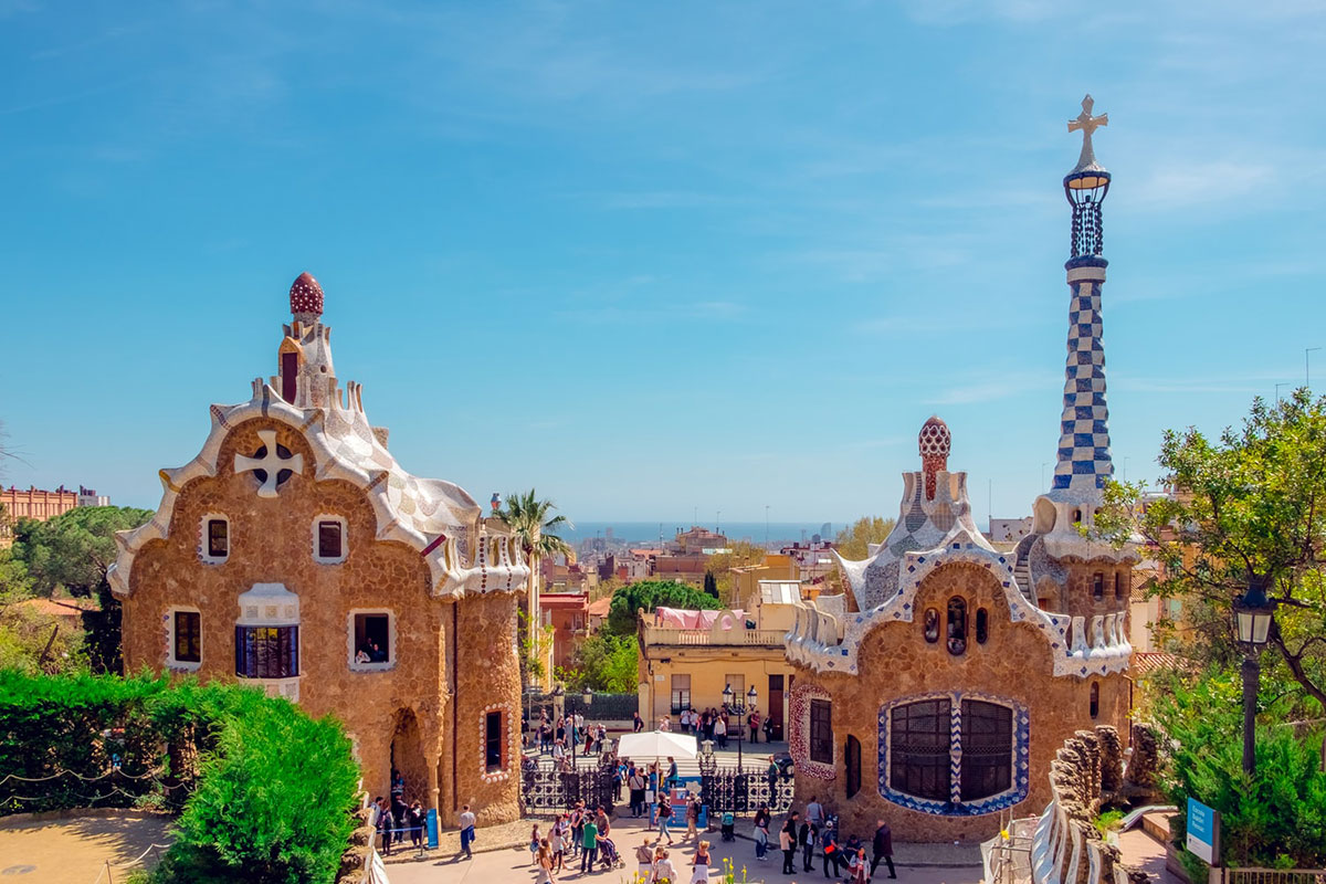 Travel Guide Barcelona