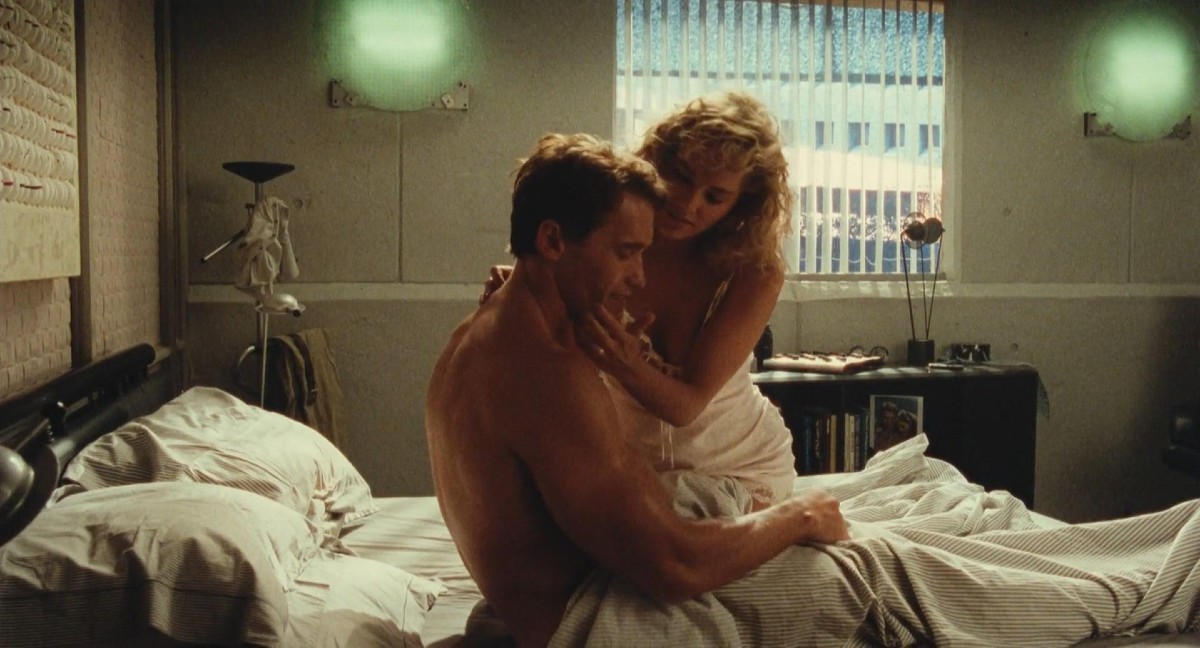 Smart Working, Smart Loving, Smart Living